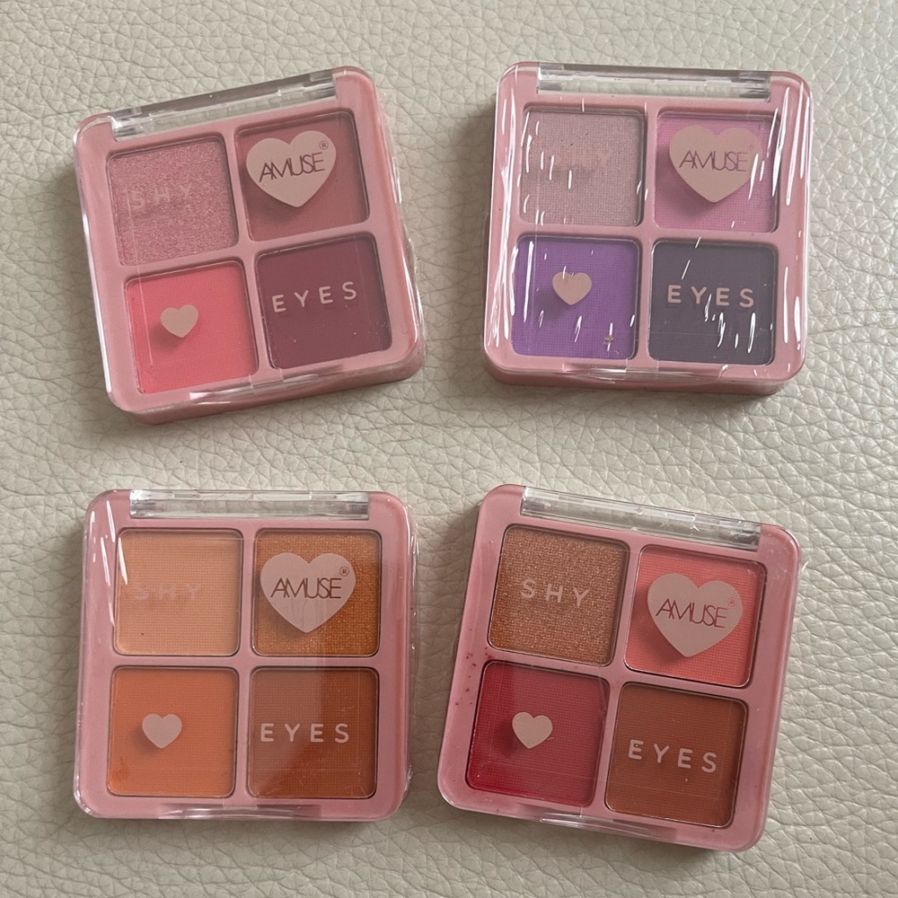 AMUSE Eyeshadow Pallets